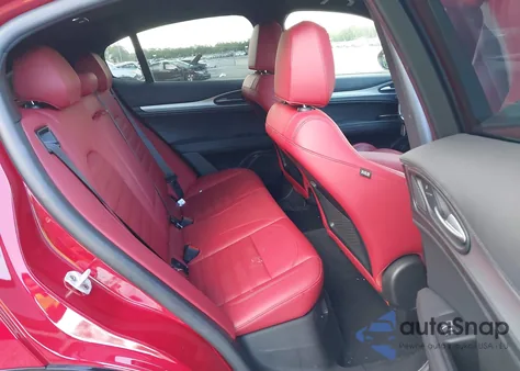 2024 Alfa Romeo Stelvio Veloce Awd из США, поврежденный, VIN ZASPAKBN3R7D71973